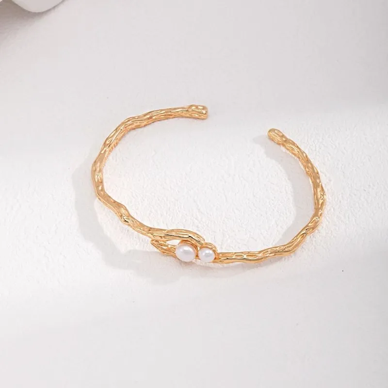 Fiber Twig Gold Vermeil Bracelet with Pearl