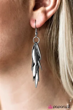 Paparazzi Earring ~ Feelin Feline - Silver