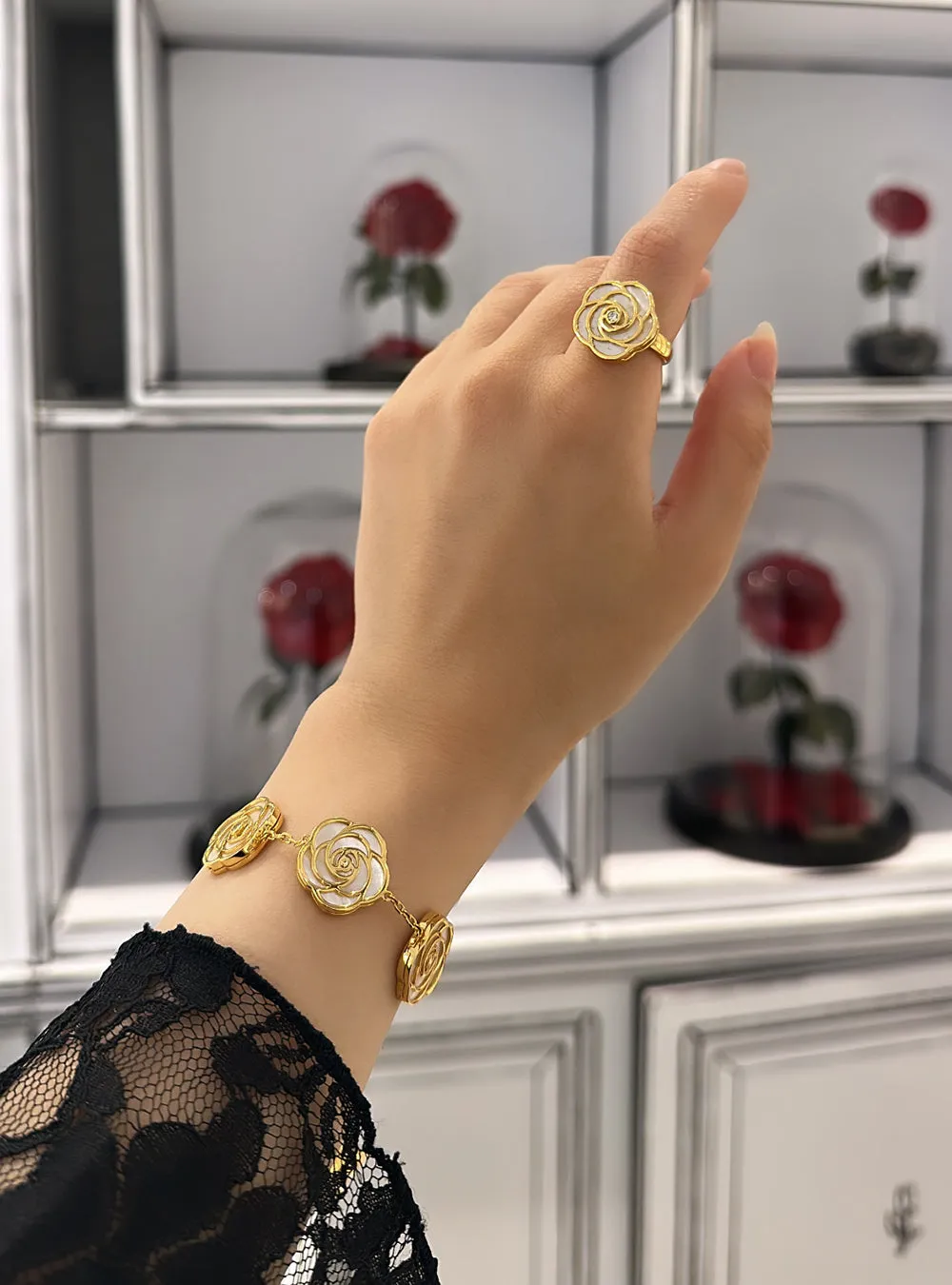 Rose- 4 flowers Bracelet