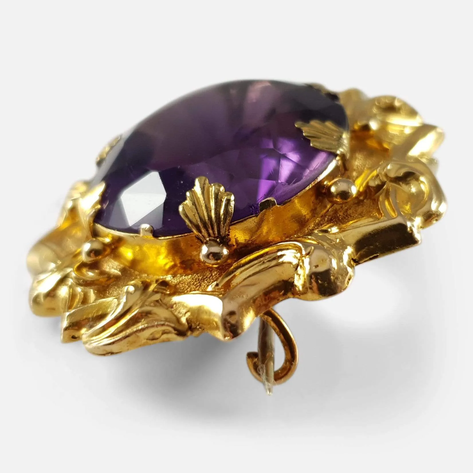 Victorian Yellow Gold Amethyst Brooch