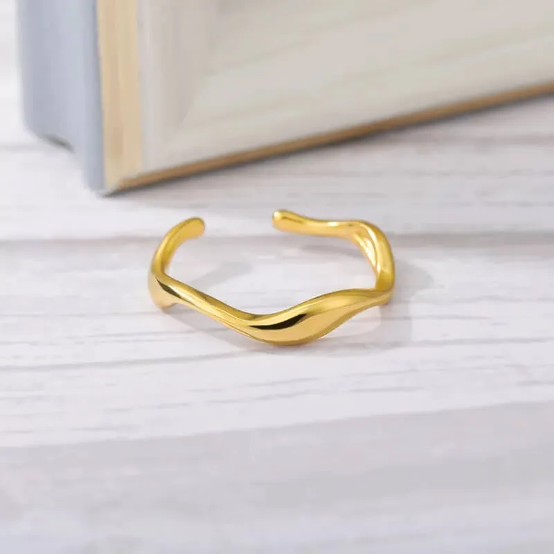 Wavy Ring